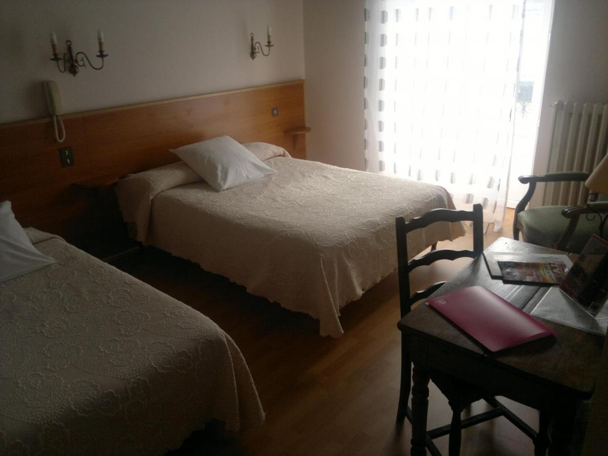 Logis Hotel De France Arudy Zewnętrze zdjęcie