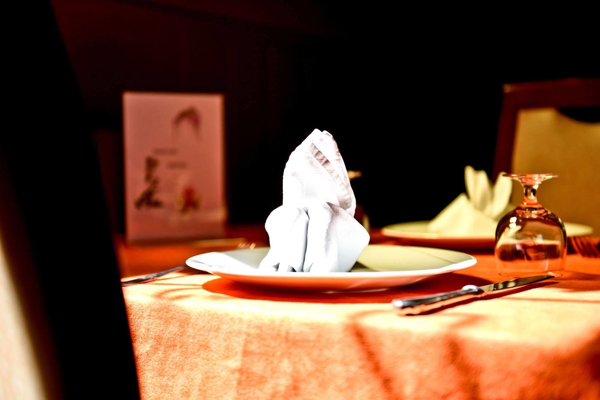 Logis Hotel De France Arudy Zewnętrze zdjęcie