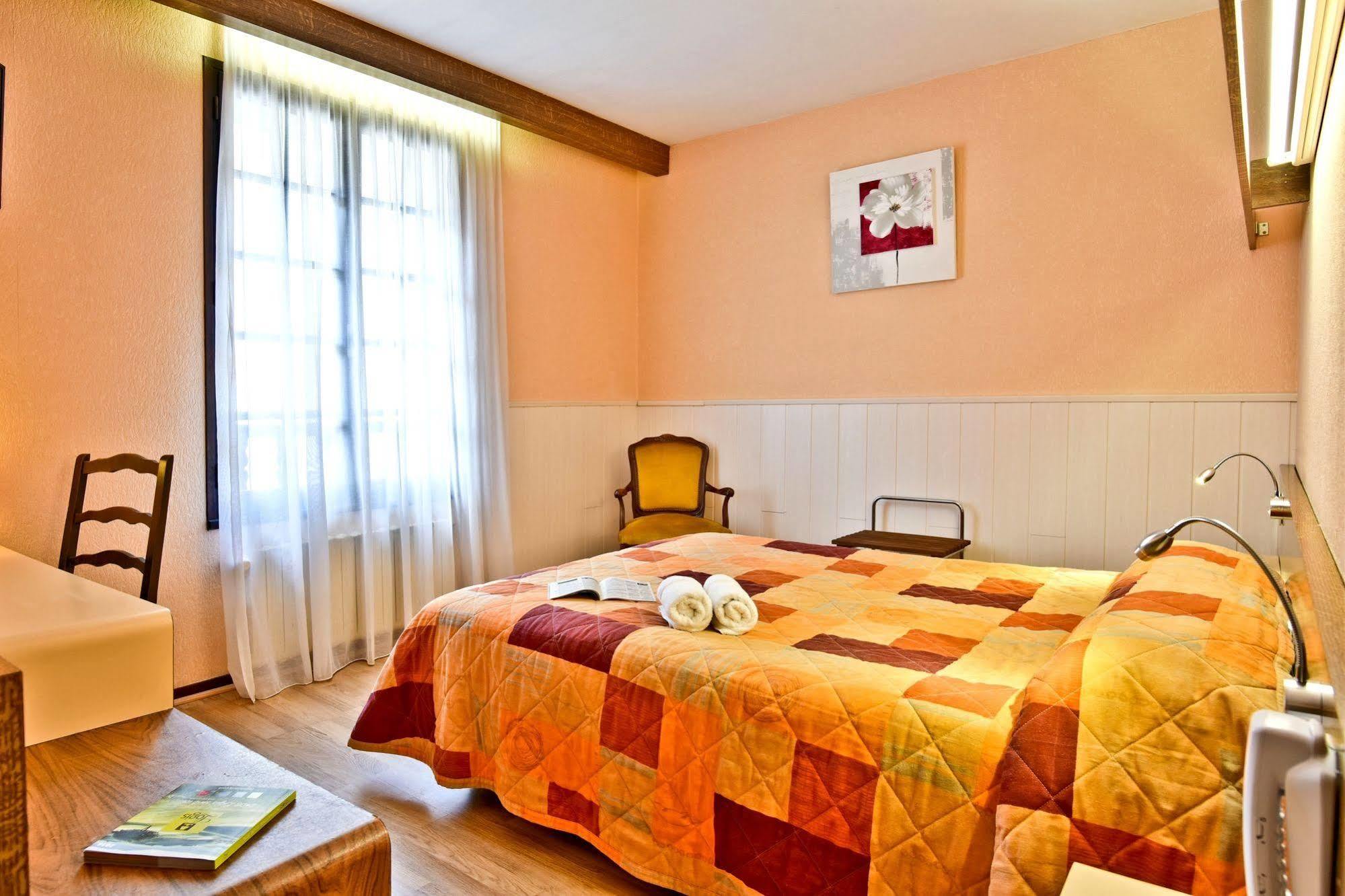 Logis Hotel De France Arudy Zewnętrze zdjęcie