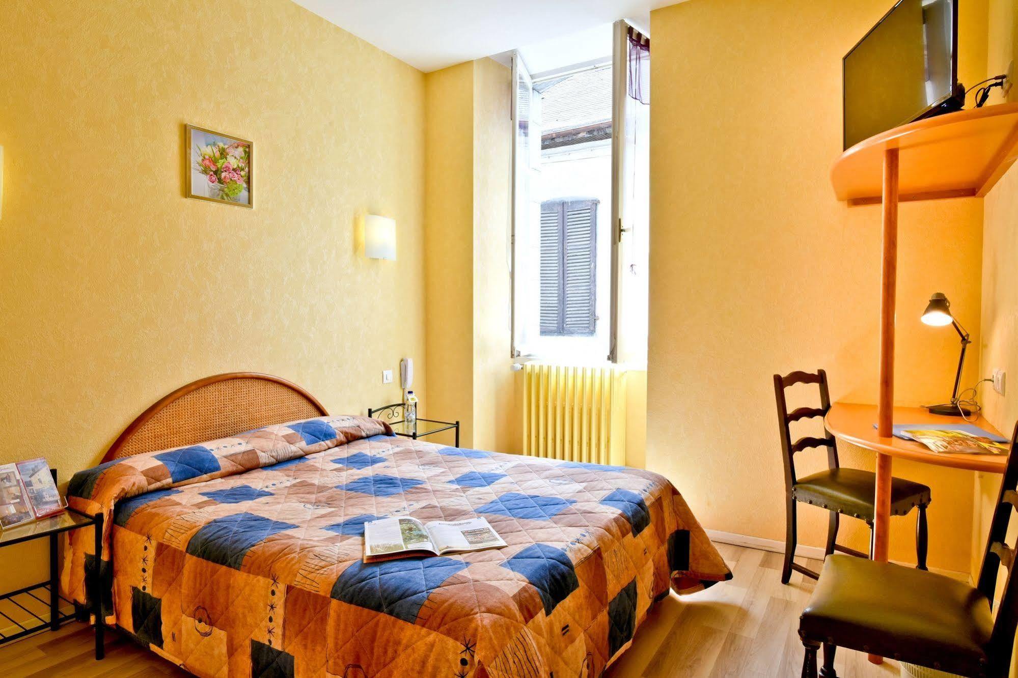 Logis Hotel De France Arudy Zewnętrze zdjęcie